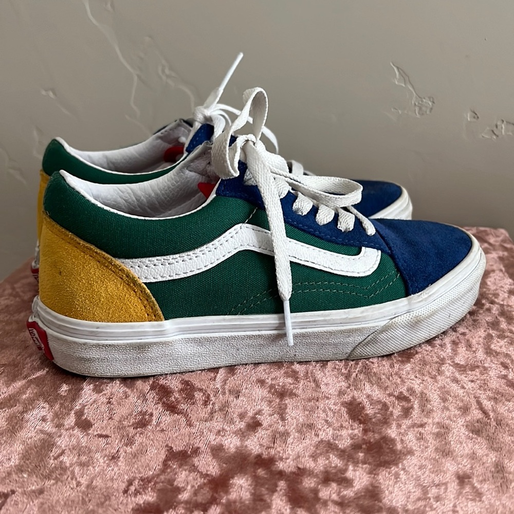 Vans Old Skool Yacht Club shoes